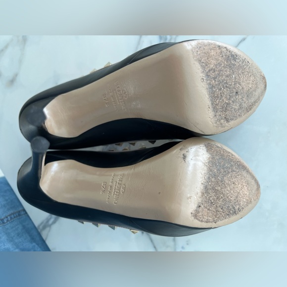 Authentic Valentino Heels 👠 - Picture 12 of 12